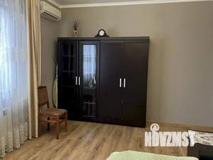 1-к квартира, посуточно, 35м2, 1/2 этаж