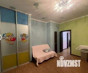 4-к квартира, на длительный срок, 140м2, 4/4 этаж