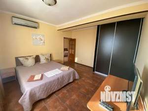 2-к квартира, посуточно, 63м2, 4/4 этаж