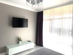 1-к квартира, посуточно, 53м2, 4/5 этаж