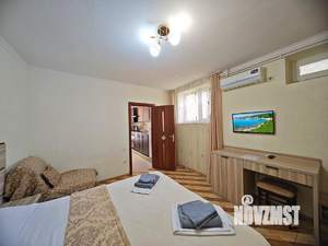 2-к квартира, посуточно, 40м2, 1/1 этаж