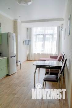 1-к квартира, посуточно, 50м2, 5/7 этаж