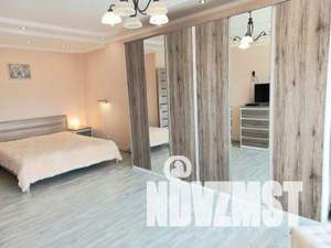 1-к квартира, посуточно, 48м2, 3/3 этаж