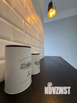 Студия квартира, посуточно, 40м2, 1/5 этаж