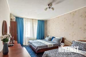 1-к квартира, посуточно, 38м2, 6/9 этаж