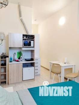 Студия квартира, посуточно, 14м2, 4/4 этаж