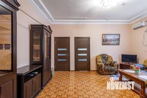 3-к квартира, посуточно, 75м2, 2/4 этаж