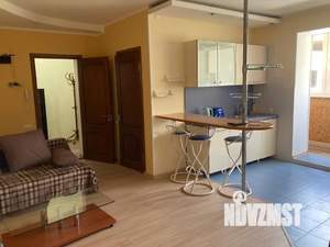 1-к квартира, посуточно, 56м2, 3/5 этаж