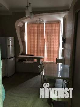 1-к квартира, посуточно, 47м2, 2/10 этаж