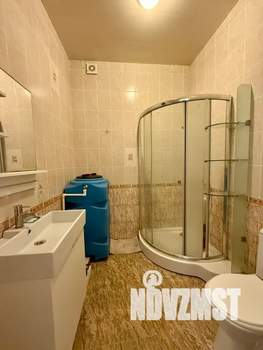 2-к квартира, посуточно, 50м2, 3/3 этаж