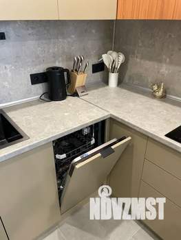 Студия квартира, посуточно, 44м2, 8/20 этаж