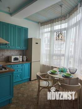 Студия квартира, посуточно, 39м2, 4/6 этаж