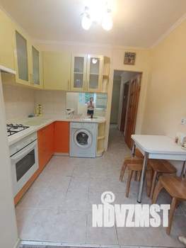 2-к квартира, посуточно, 40м2, 3/5 этаж