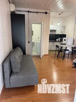 Студия квартира, посуточно, 35м2, 2/2 этаж