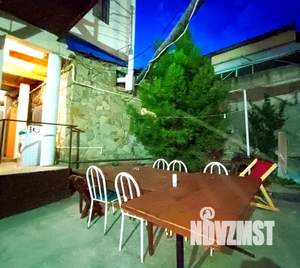 4-к квартира, посуточно, 140м2, 1/3 этаж