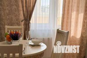 1-к квартира, посуточно, 39м2, 4/5 этаж