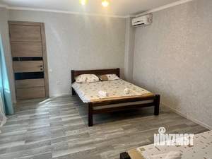 2-к квартира, посуточно, 40м2, 1/1 этаж
