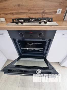 Студия квартира, посуточно, 35м2, 2/3 этаж