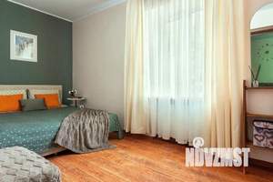 2-к квартира, посуточно, 42м2, 1/1 этаж