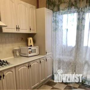 1-к квартира, посуточно, 36м2, 6/9 этаж