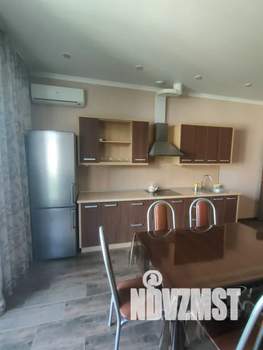 1-к квартира, посуточно, 55м2, 3/3 этаж