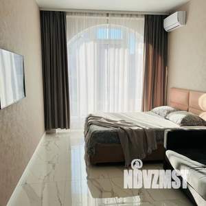 Студия квартира, посуточно, 32м2, 6/8 этаж