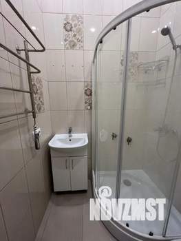 Студия квартира, посуточно, 34м2, 1/4 этаж