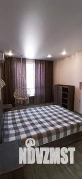 1-к квартира, посуточно, 43м2, 2/7 этаж