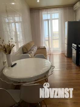 1-к квартира, посуточно, 52м2, 1/10 этаж