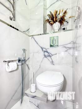 1-к квартира, посуточно, 42м2, 3/8 этаж
