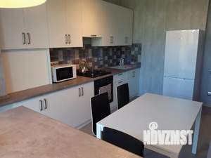 1-к квартира, посуточно, 47м2, 5/6 этаж