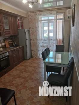 1-к квартира, посуточно, 46м2, 2/3 этаж