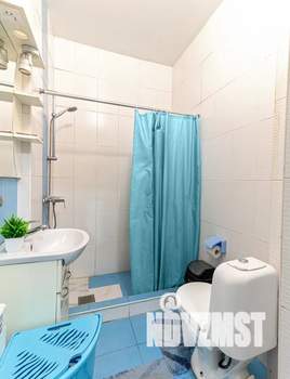 1-к квартира, посуточно, 39м2, 1/8 этаж