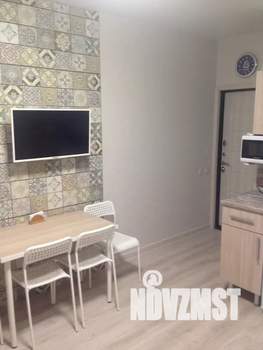 Студия квартира, посуточно, 25м2, 1/3 этаж