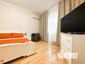 1-к квартира, посуточно, 62м2, 1/1 этаж