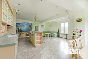 4-к квартира, на длительный срок, 201м2, 4/5 этаж