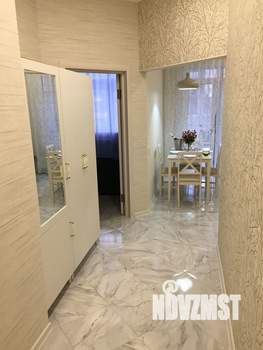 1-к квартира, посуточно, 38м2, 4/7 этаж