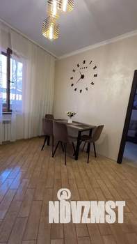 1-к квартира, посуточно, 40м2, 1/6 этаж