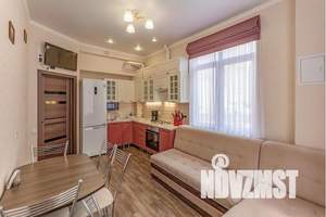 1-к квартира, посуточно, 40м2, 1/8 этаж