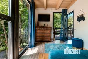 2-к квартира, посуточно, 75м2, 1/1 этаж