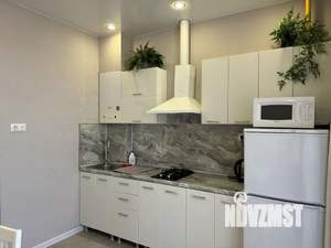 Студия квартира, посуточно, 30м2, 3/7 этаж