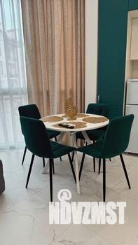 Студия квартира, посуточно, 35м2, 1/6 этаж