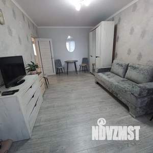 1-к квартира, посуточно, 37м2, 2/10 этаж