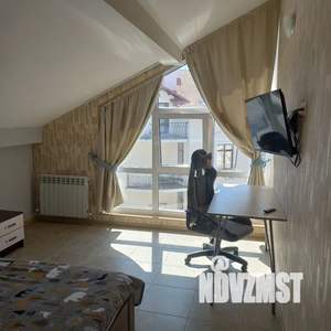 2-к квартира, посуточно, 50м2, 8/8 этаж