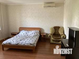 1-к квартира, посуточно, 56м2, 3/5 этаж