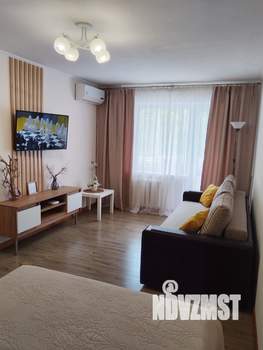 1-к квартира, посуточно, 33м2, 3/5 этаж