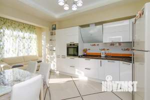 1-к квартира, посуточно, 41м2, 4/10 этаж