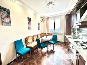 2-к квартира, посуточно, 60м2, 3/5 этаж