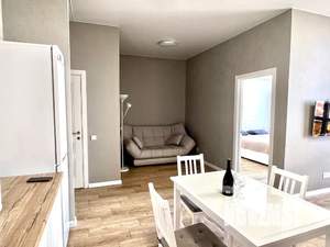1-к квартира, посуточно, 50м2, 6/8 этаж