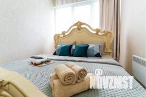 1-к квартира, посуточно, 54м2, 3/3 этаж